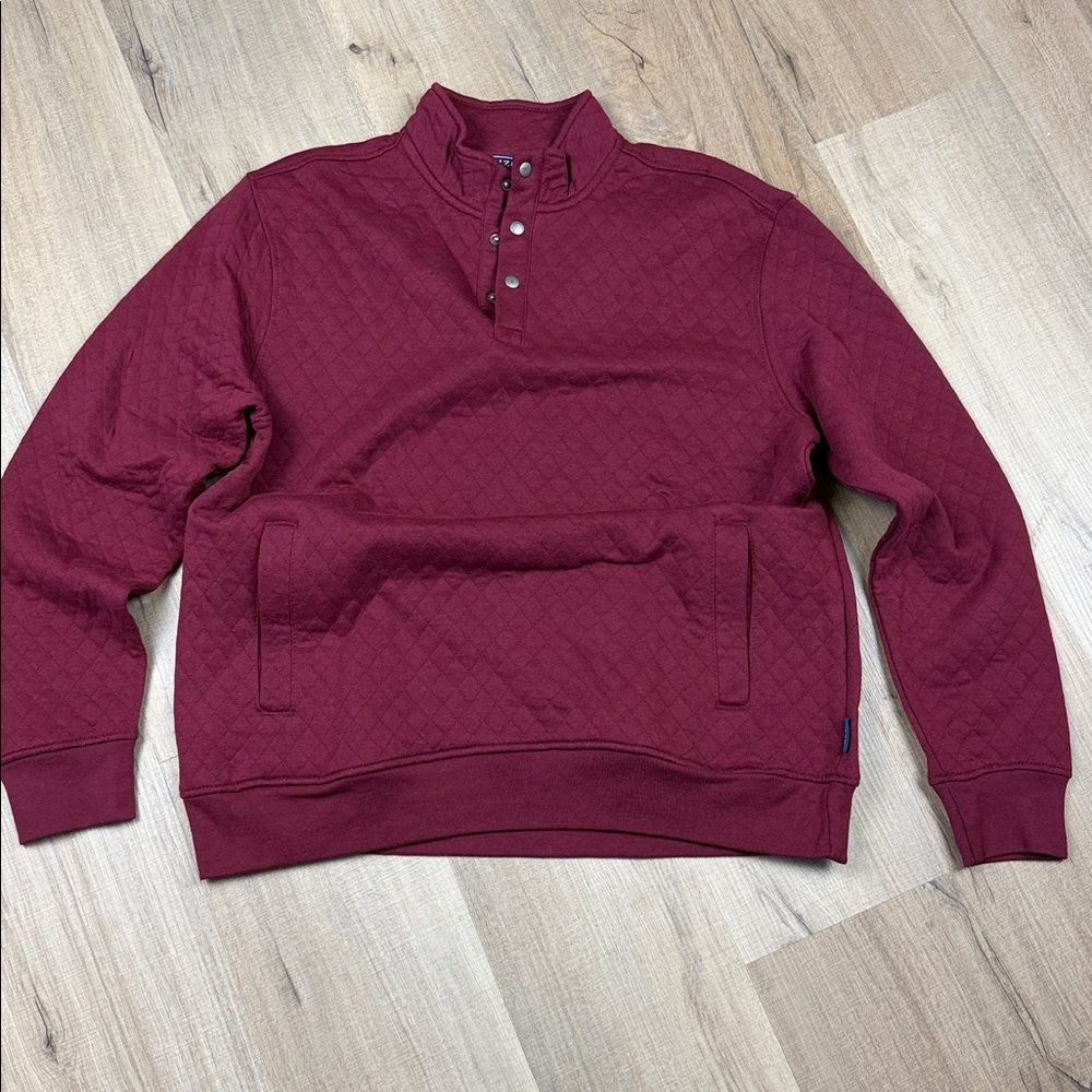 Izod Sport Men's Quilted Quarter Snap Mock Neck Maroon‎ Sweatshirt. NWT. Size M